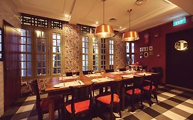 The Scarlet Singapore